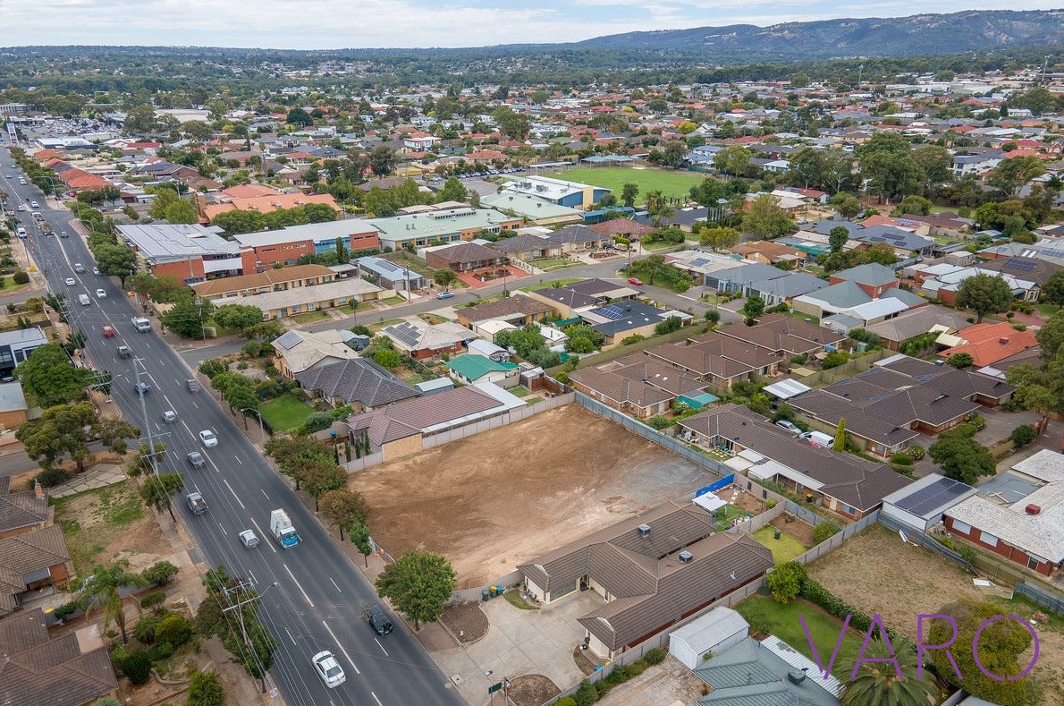[Townhouses] Newton Townhouse, Newton | OpenLot
