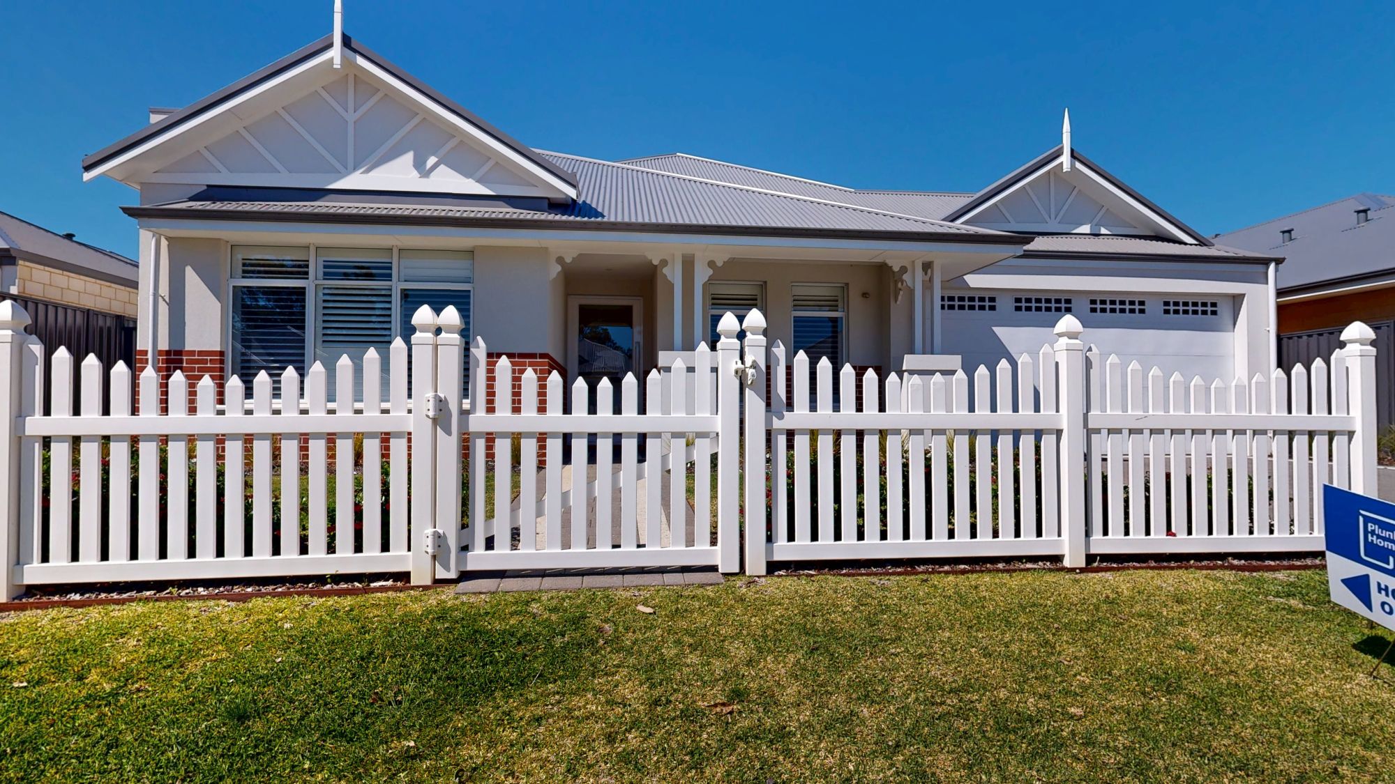 Bushmead Estate - Bushmead Display Home Plunkett Homes Kingstown