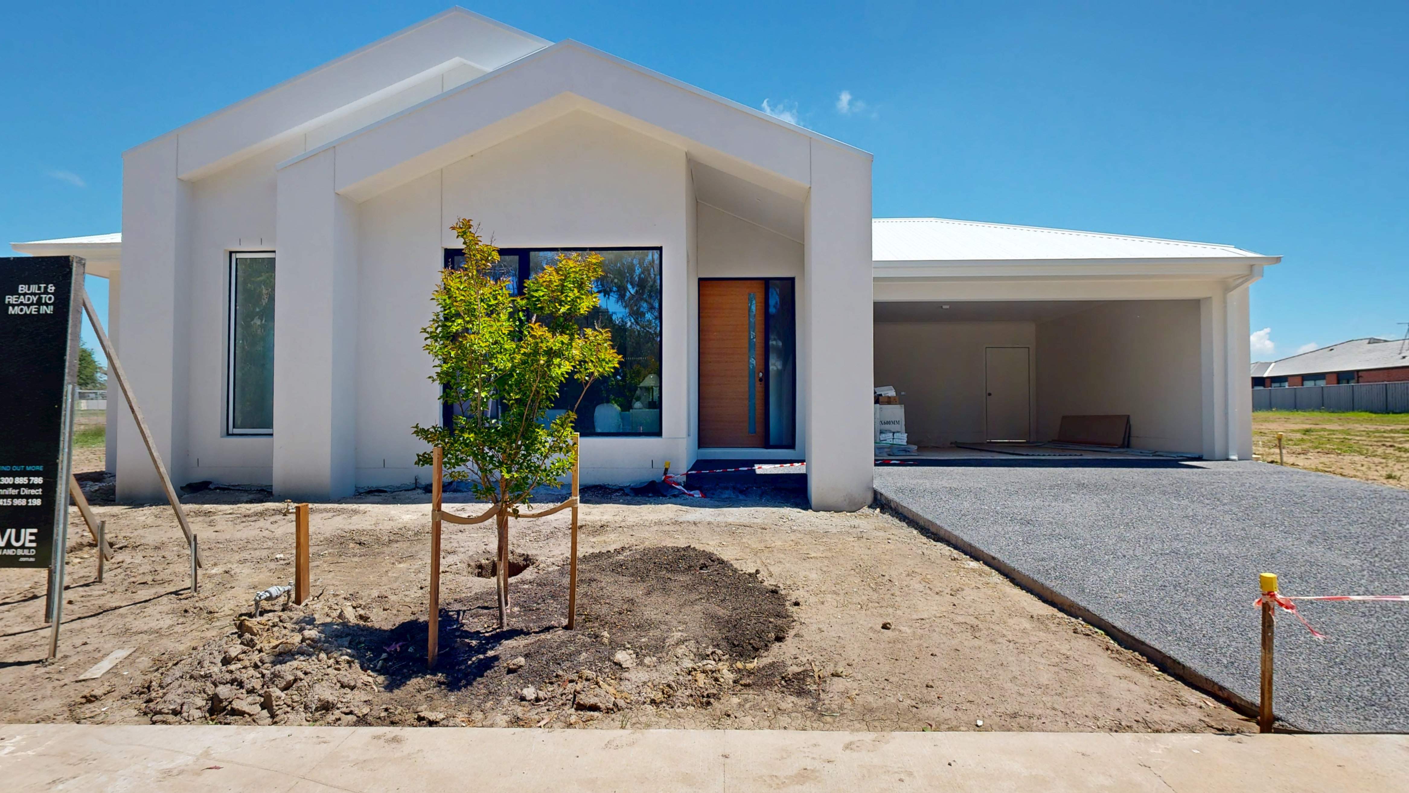 Drouin Fields Estate - Drouin Display Home Longvue Design and Build Hawkesbury