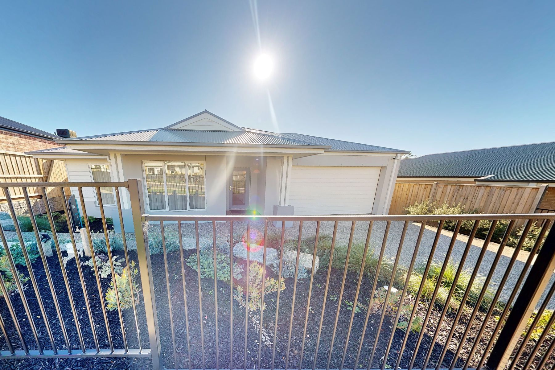 Ferntree Ridge Estate - Drouin Display Home Elara Homes Wynn 29