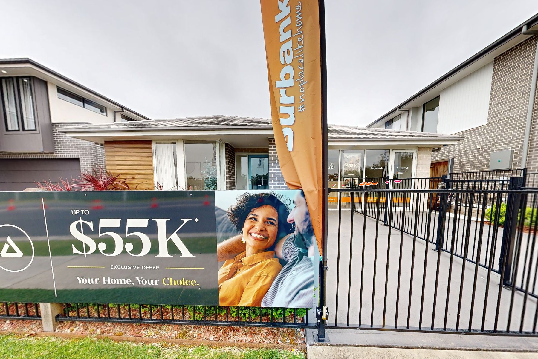 HomeWorld Box Hill - Box Hill Display Home Burbank Homes Lazenby 220