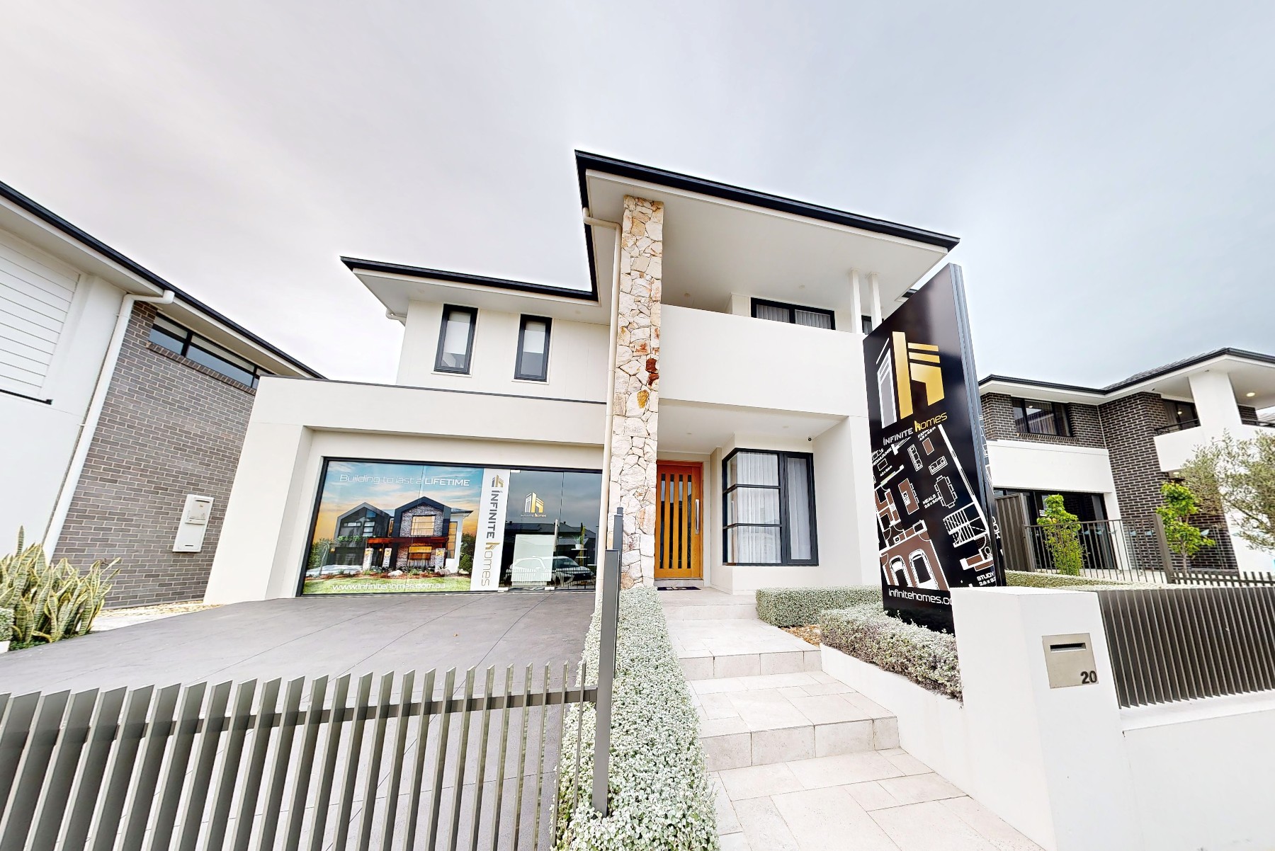 HomeWorld Leppington - Leppington Display Home Infinite Homes Kingston