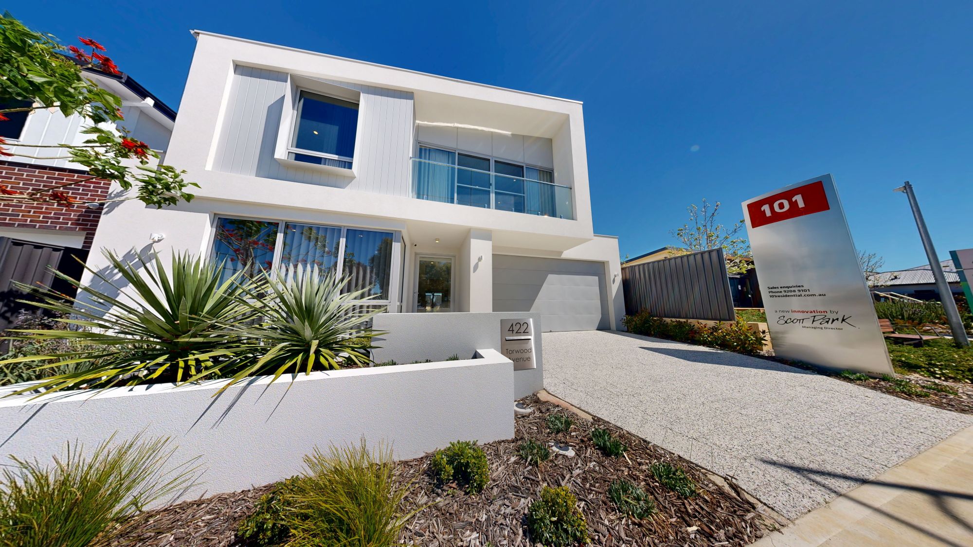 Lake Treeby Estate - Treeby Display Home 101 Residential Aspect