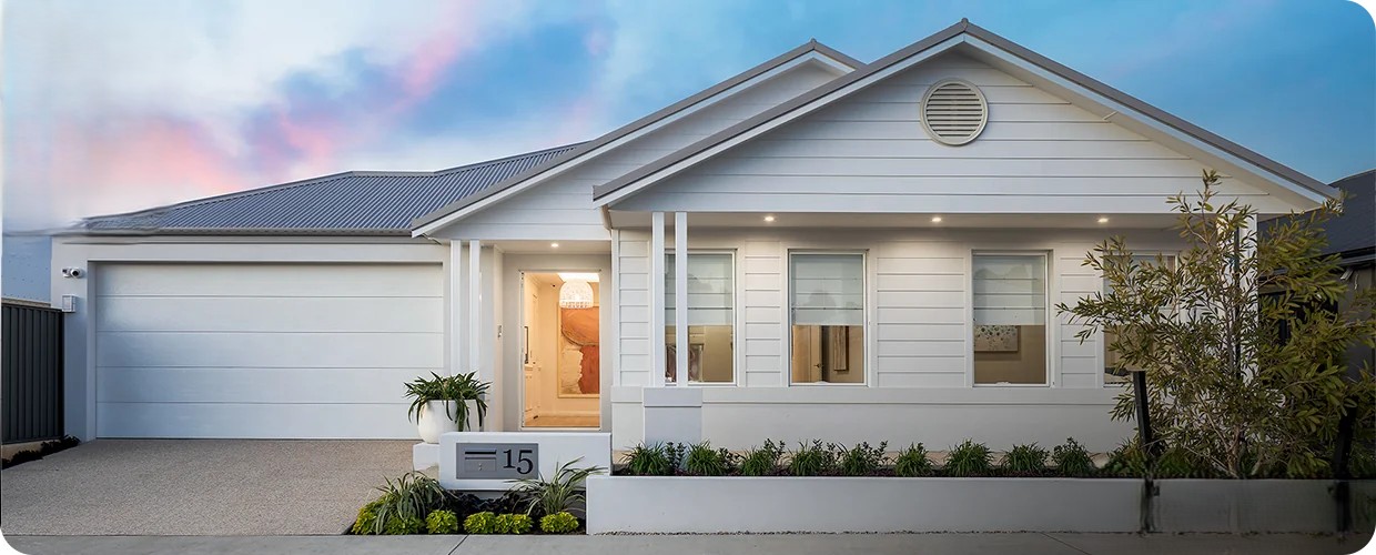 Seaside Estate - Madora Bay Display Home Shelford Homes Beach House