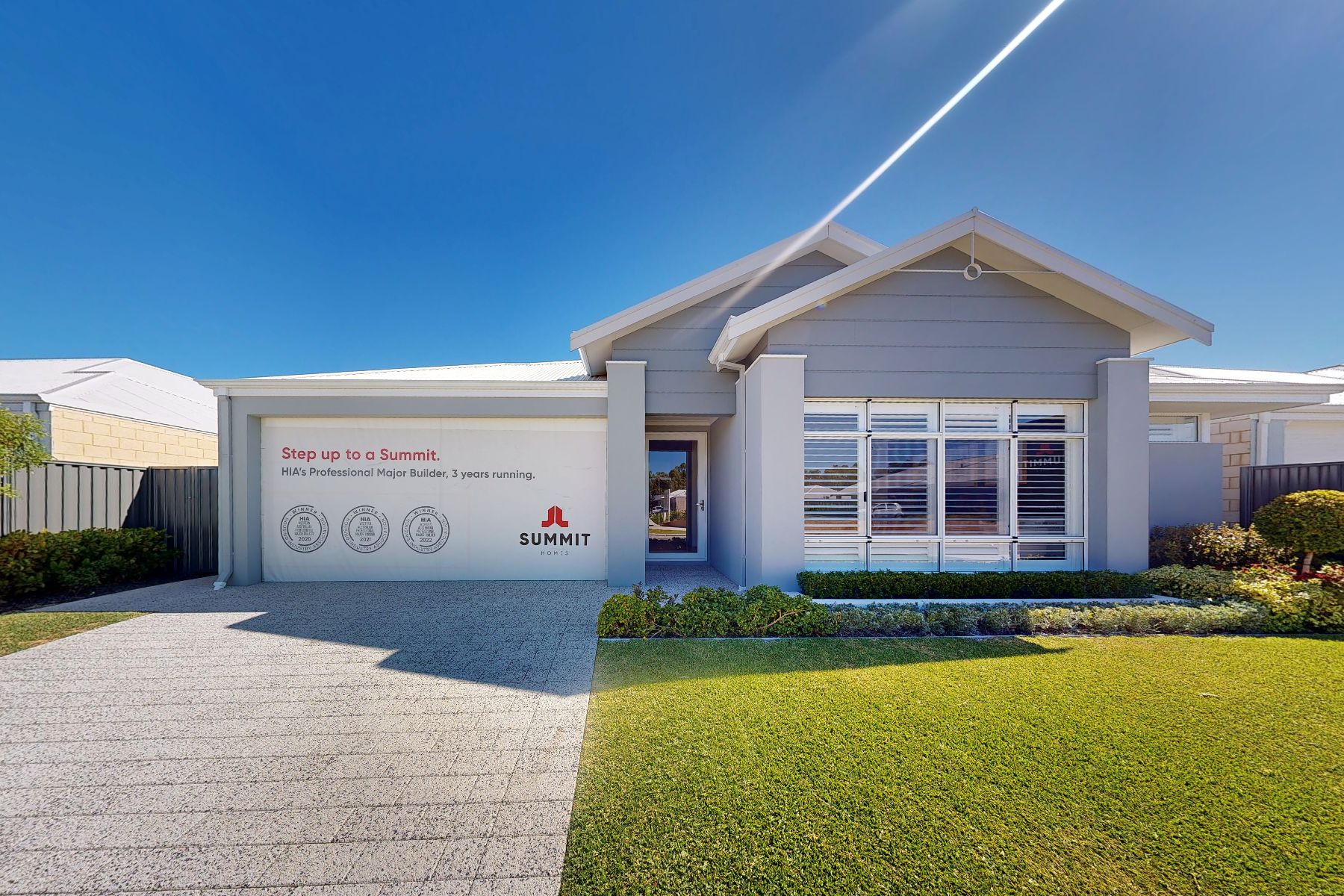 Seaside Estate - Madora Bay Display Home Summit Homes El Mar