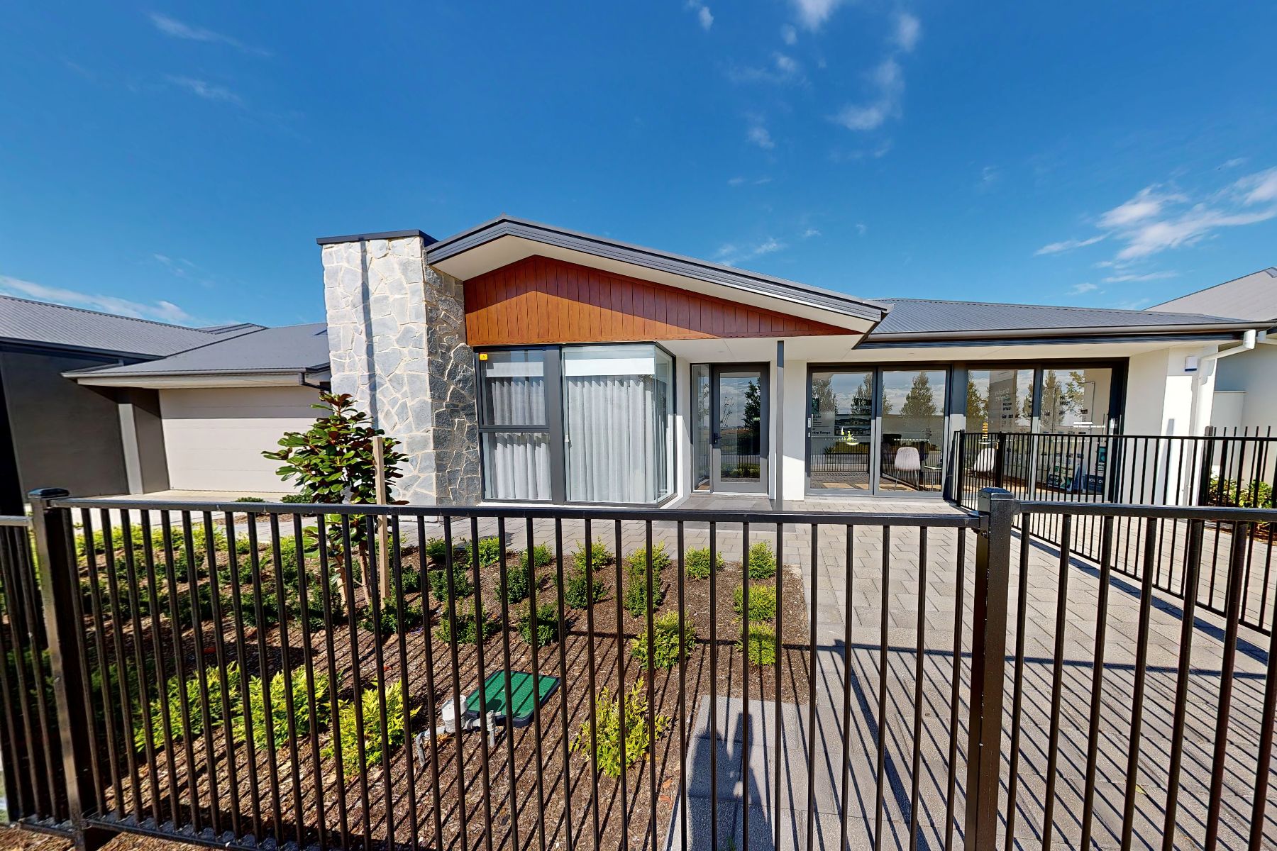 St Yves Estate - Roseworthy Display Home Rossdale Homes Clarendon 256R