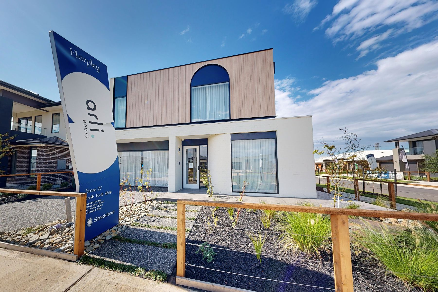 Stockland Harpley - Werribee Display Home Arli Homes Emre 27